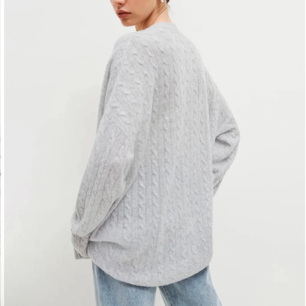Reformation Giusta Oversized Cashmere Button Cardigan in Light Grey $298 MSRP - Picture 3 of 13